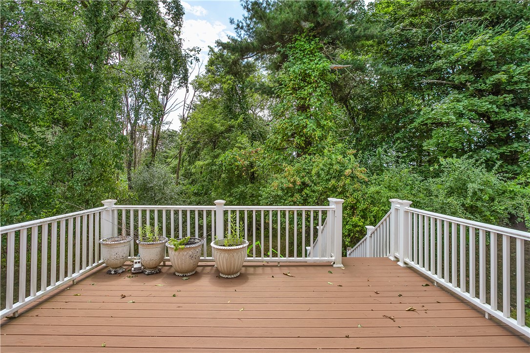 615 Fairgate Dr