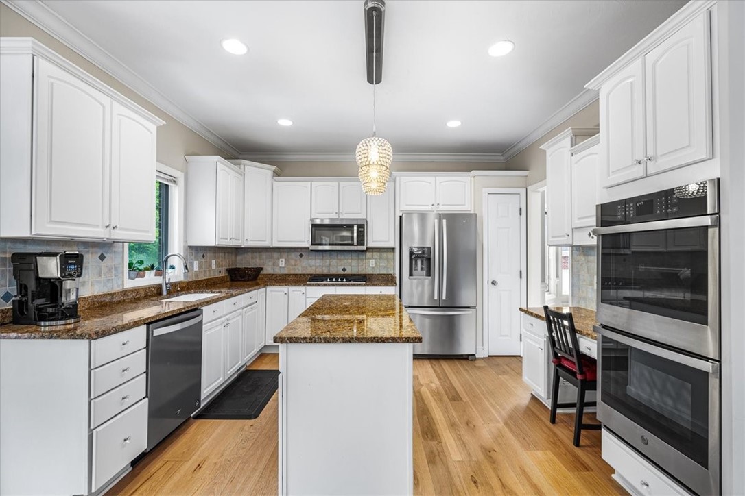 1818 Willow Oak Dr