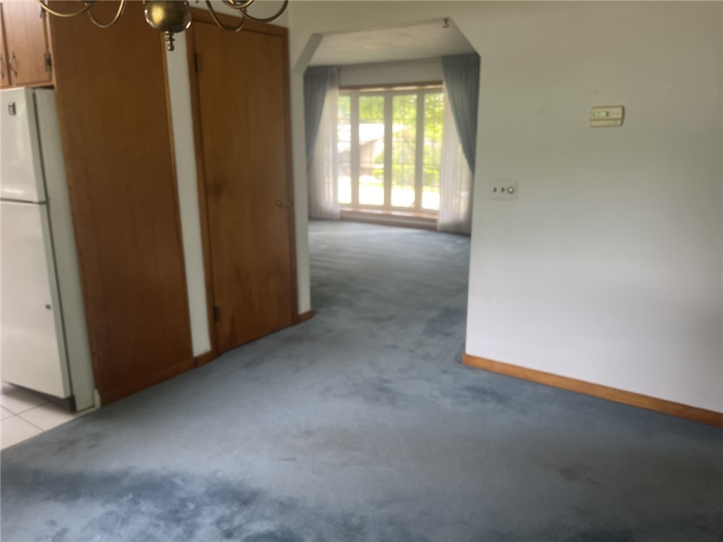 108 Wally Dr