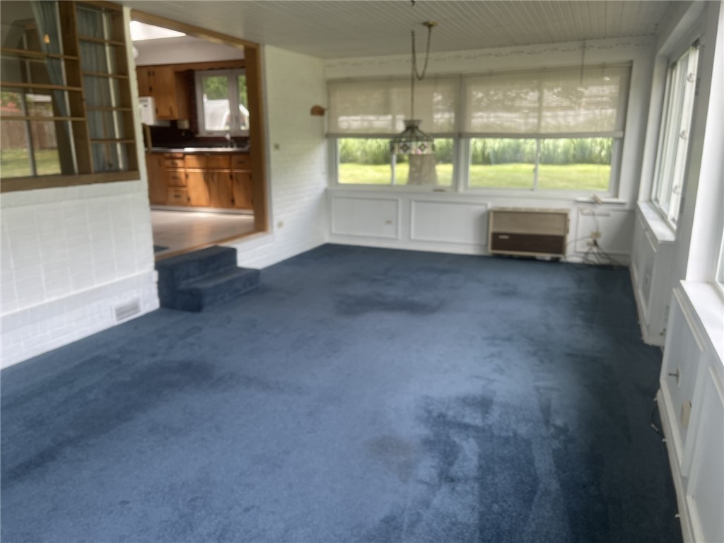 108 Wally Dr