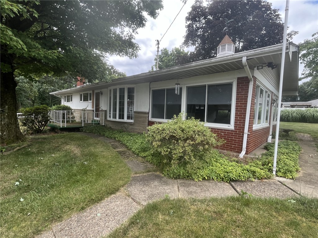 108 Wally Dr