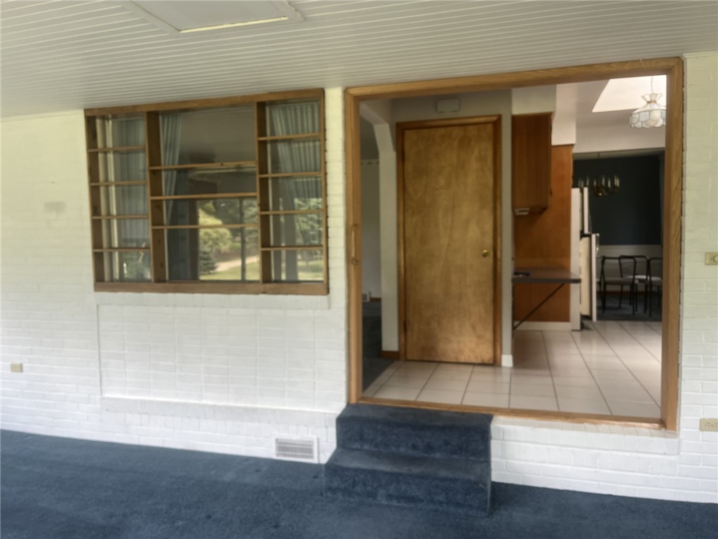 108 Wally Dr