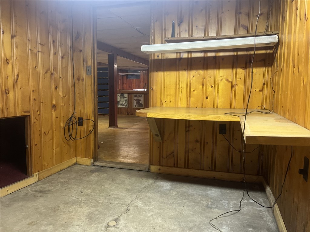 108 Wally Dr