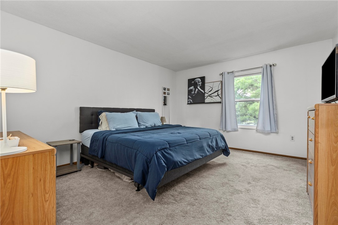 230 Carters Grove Dr