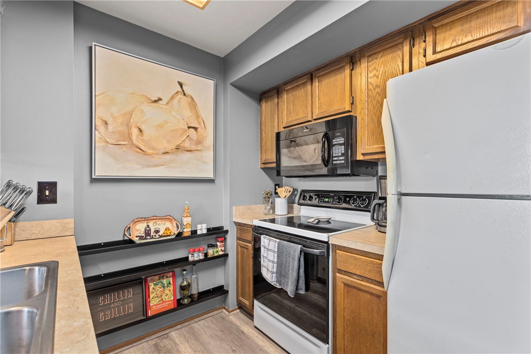 230 Carters Grove Dr