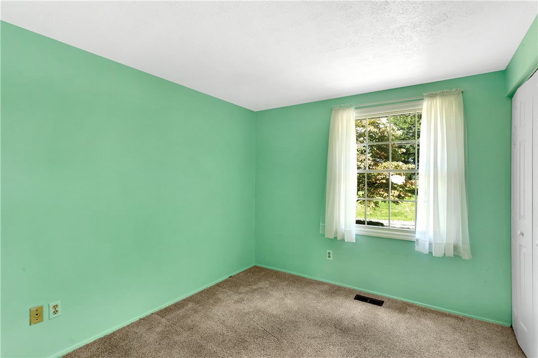 237 Acre Ave