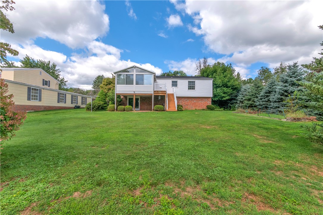 237 Acre Ave