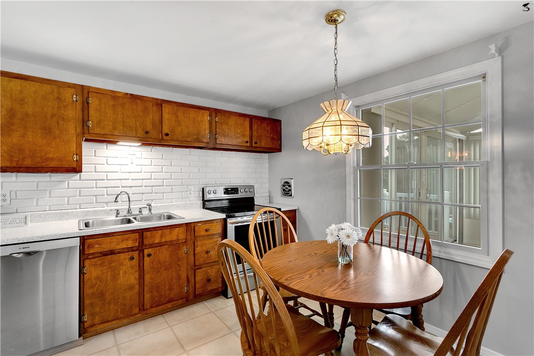 237 Acre Ave