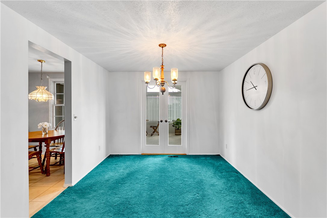237 Acre Ave