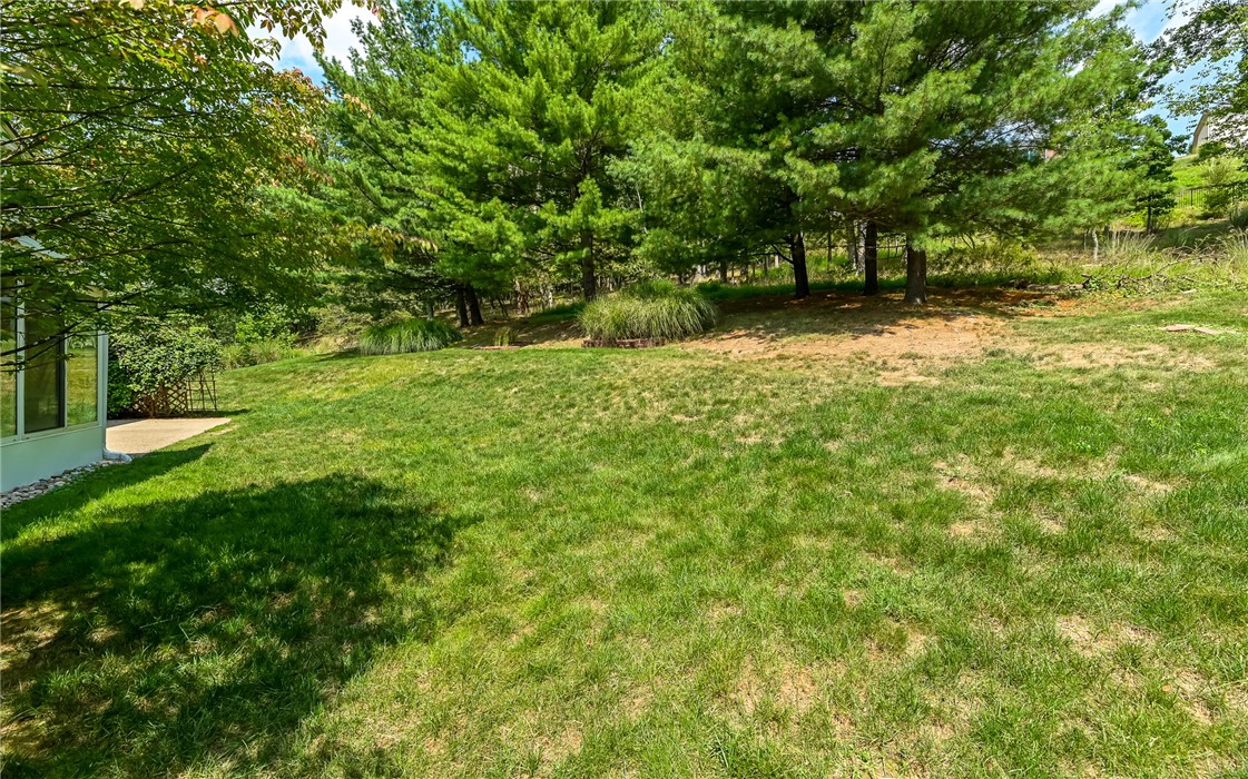 1571 Montgomery Rd