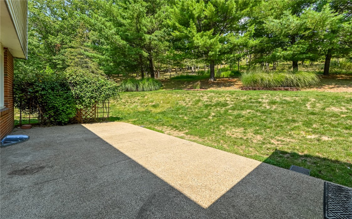 1571 Montgomery Rd