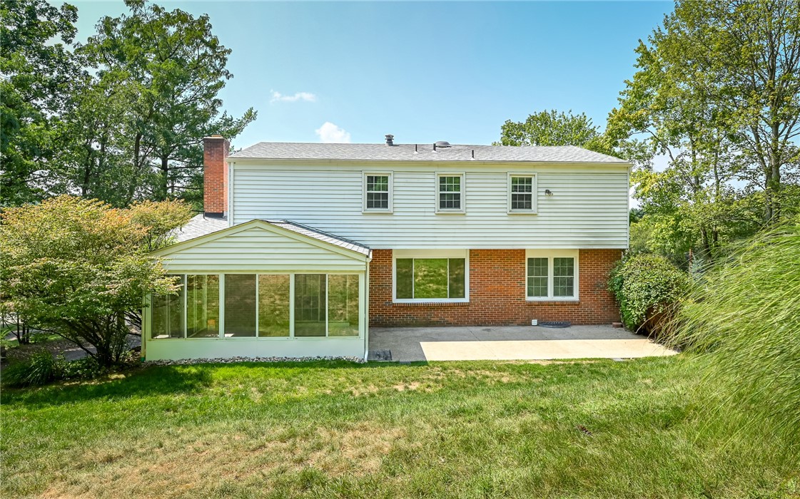 1571 Montgomery Rd