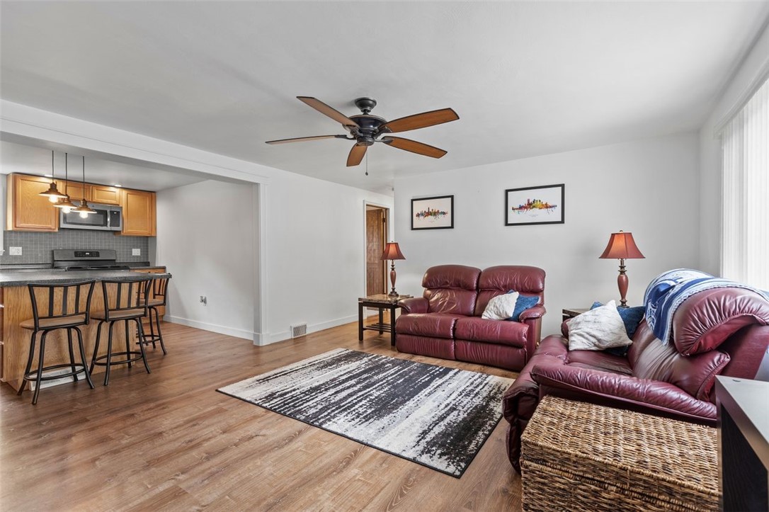 95 York Dr