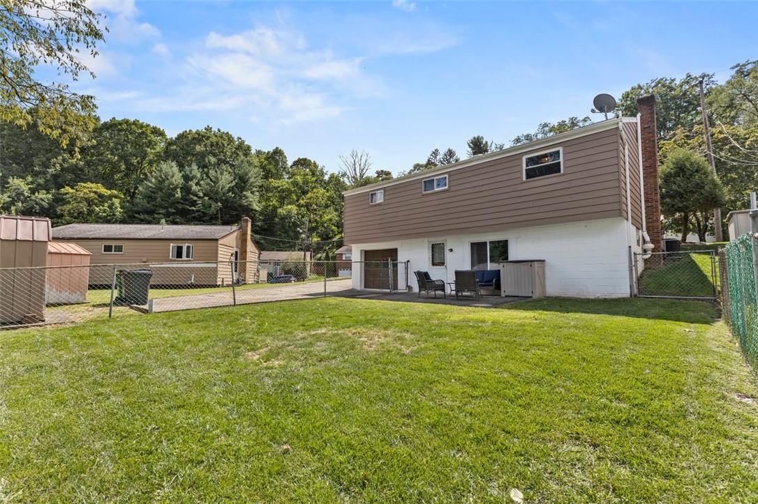 95 York Dr