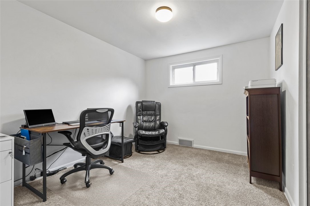 95 York Dr
