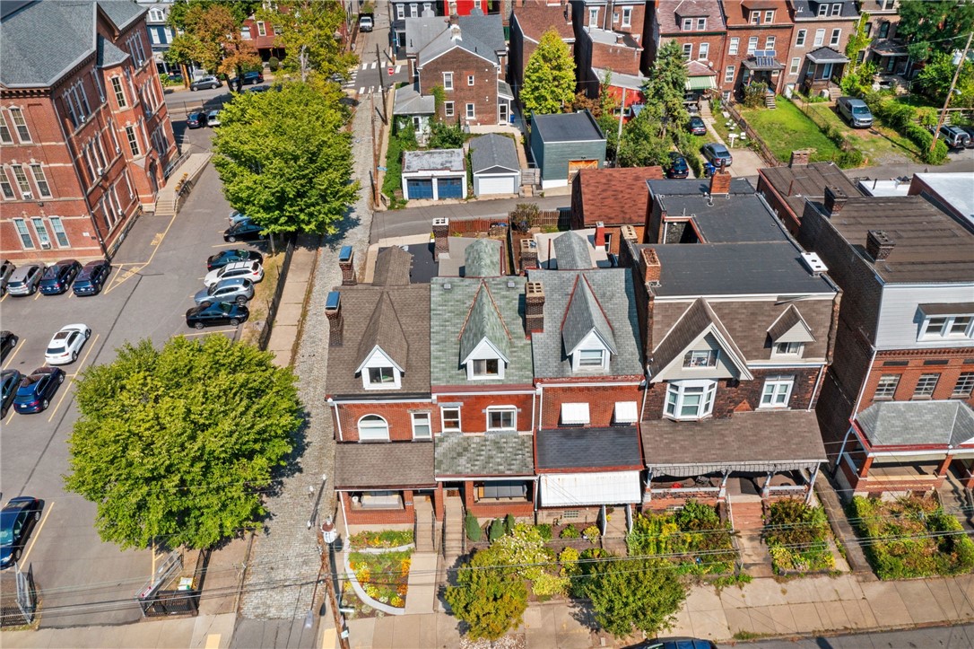 295 Fisk St
