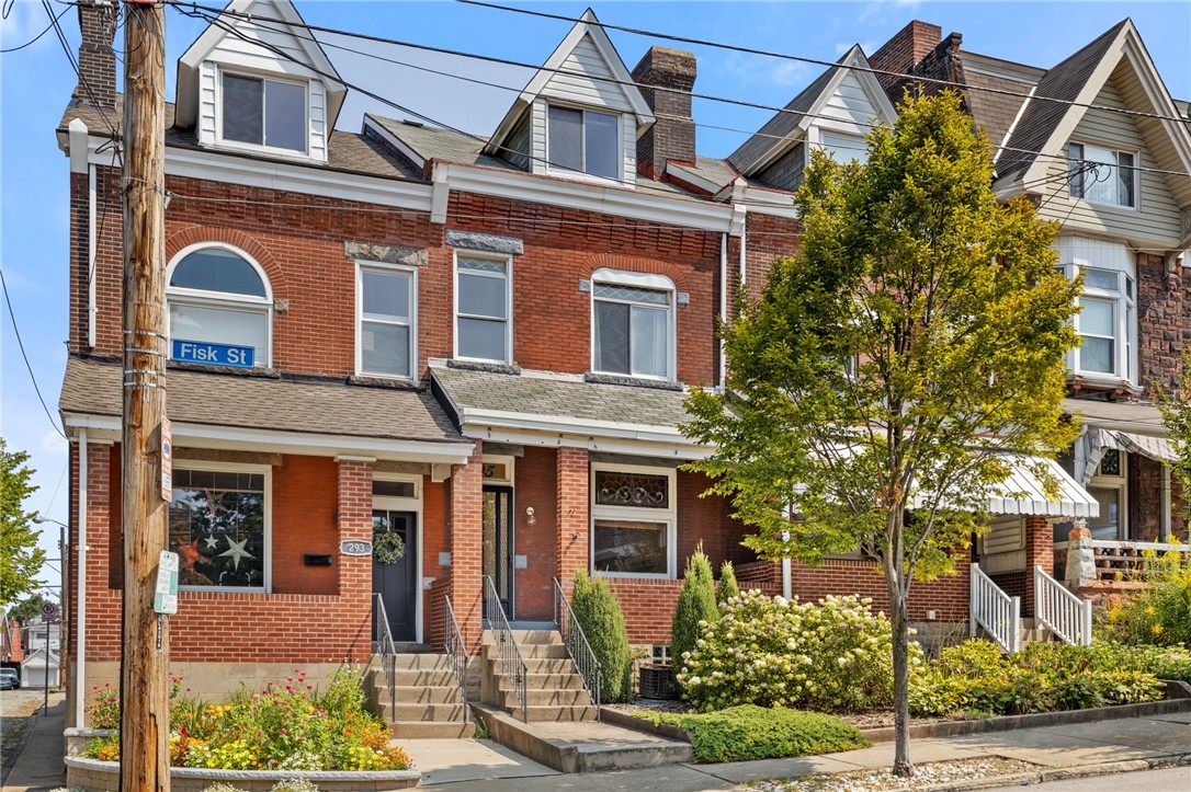 295 Fisk St