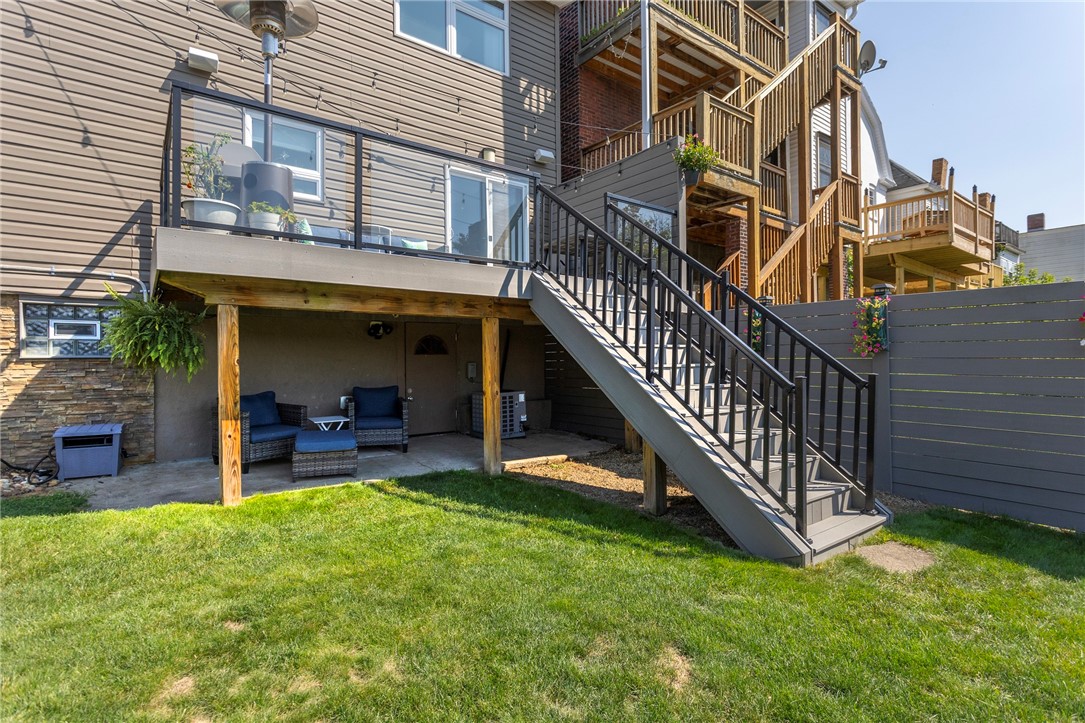 90 Ruth St