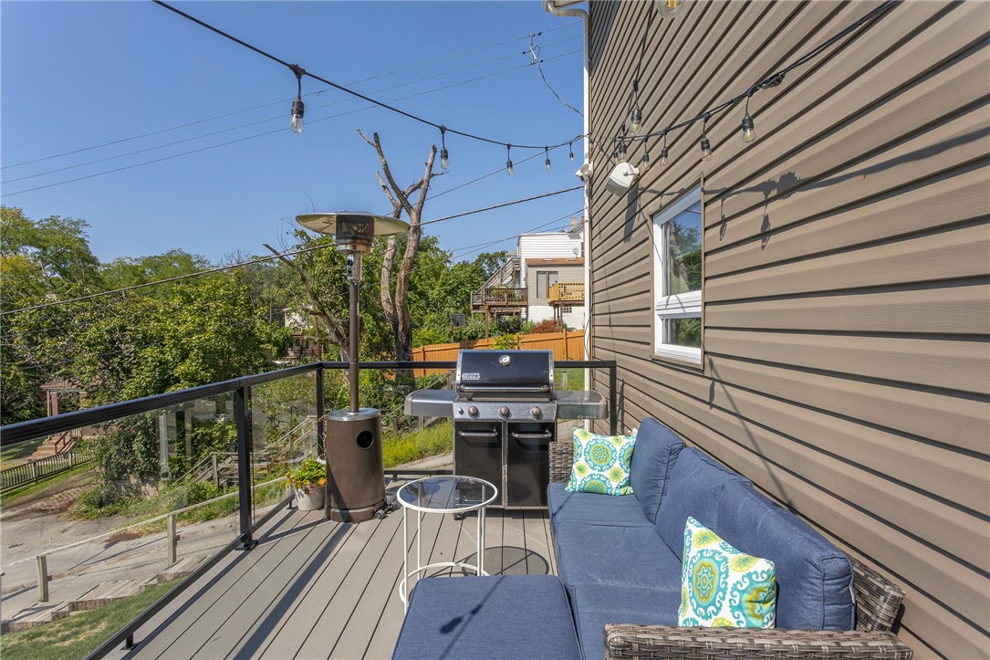 90 Ruth St