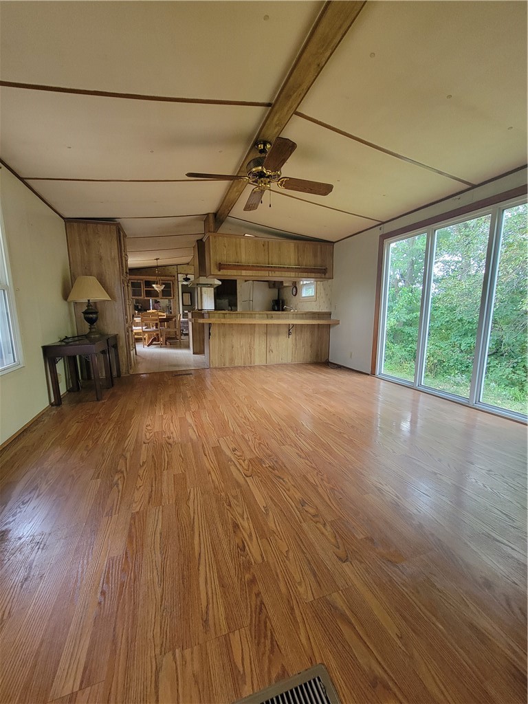4114 Ridge Rd