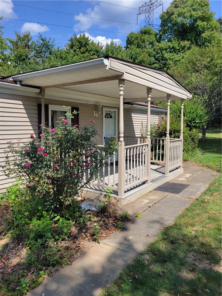 4114 Ridge Rd