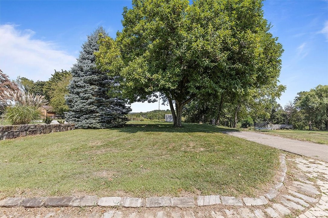 379 Dorseyville Rd