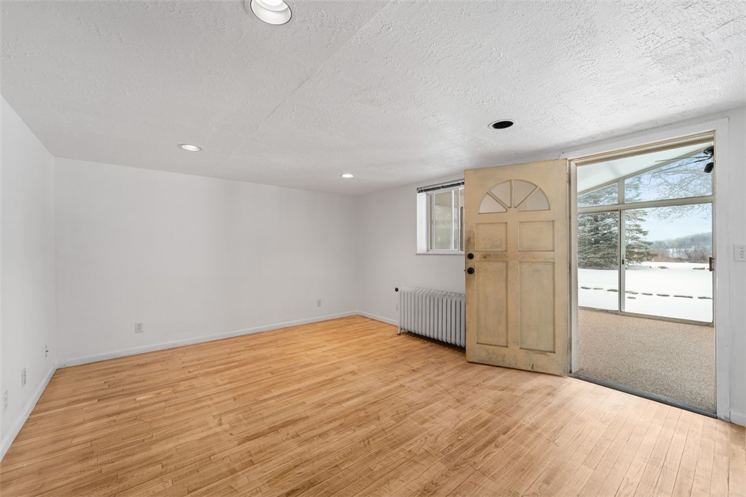 379 Dorseyville Rd