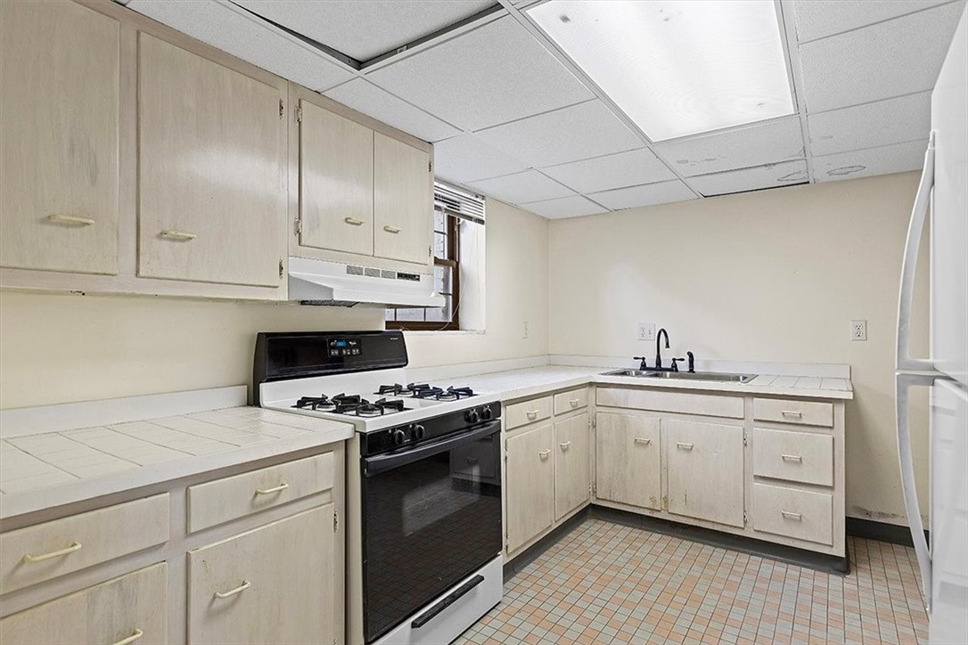 379 Dorseyville Rd