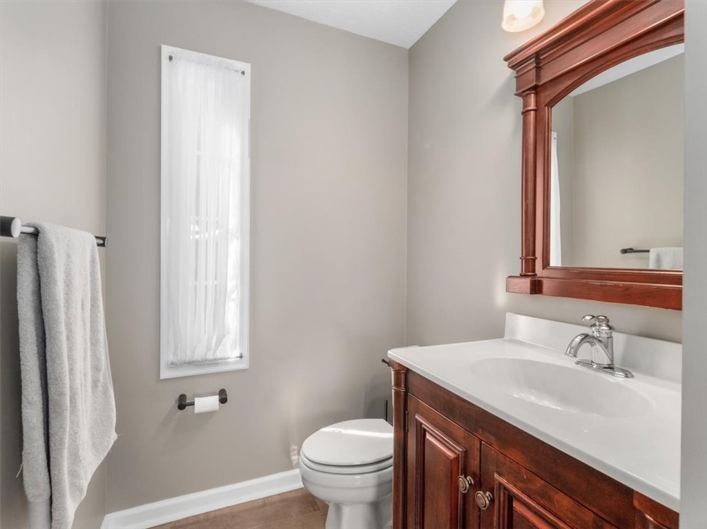 1645 Pinehurst Ct