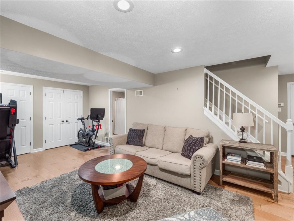 1645 Pinehurst Ct