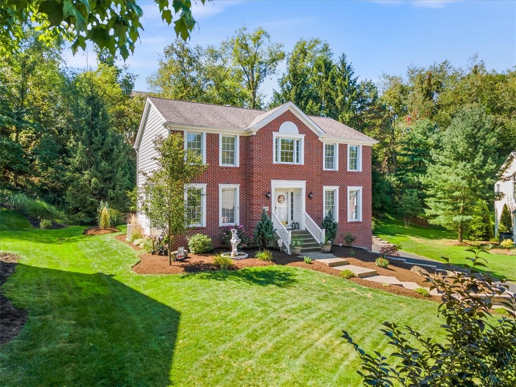 1645 Pinehurst Ct