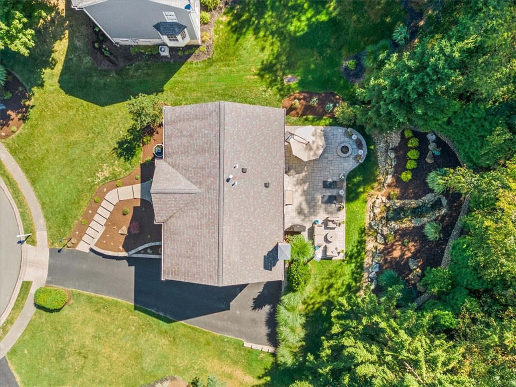 1645 Pinehurst Ct