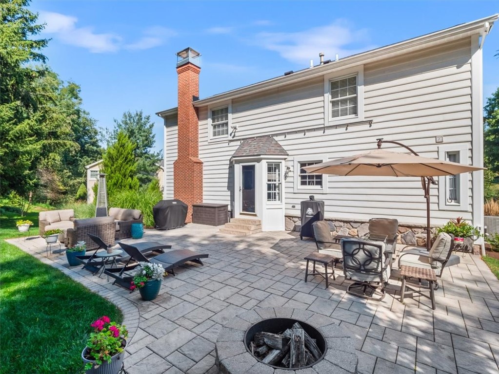 1645 Pinehurst Ct