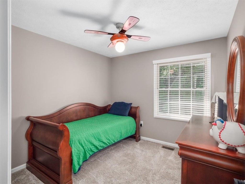 1645 Pinehurst Ct