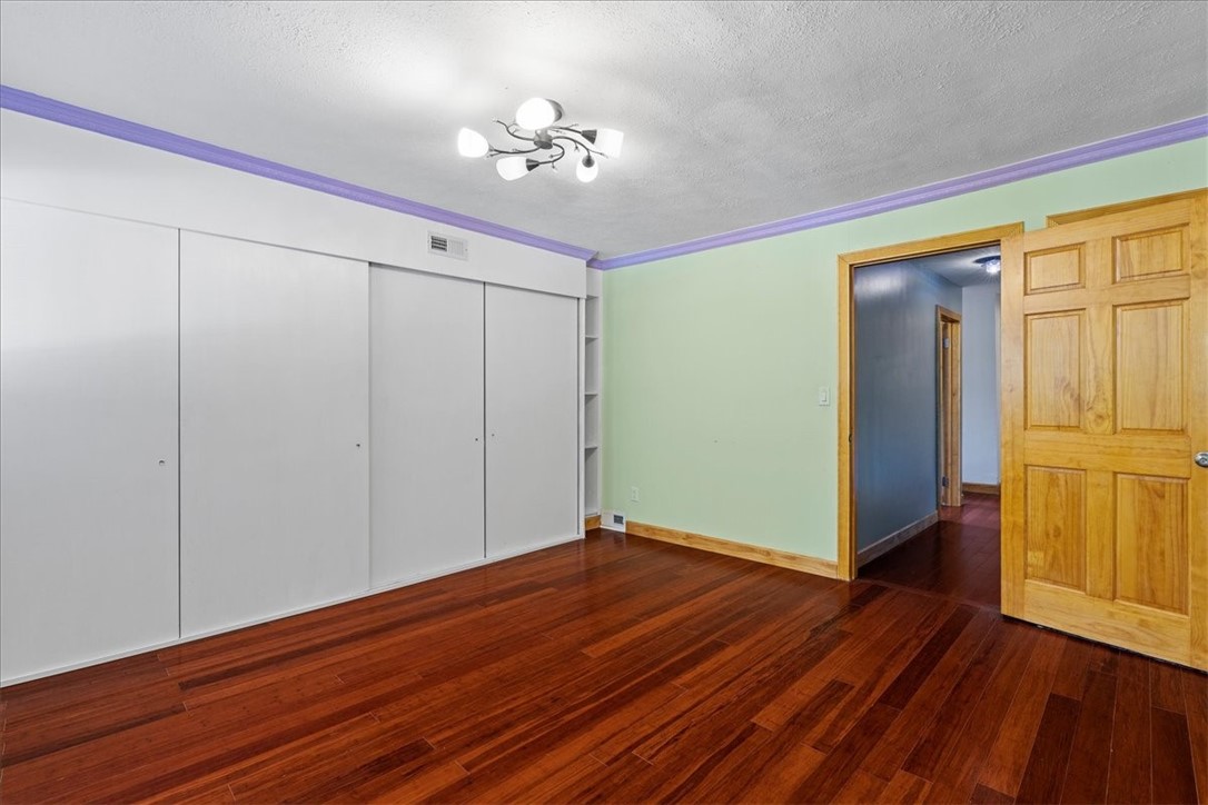 125 CLARKS PIKE
