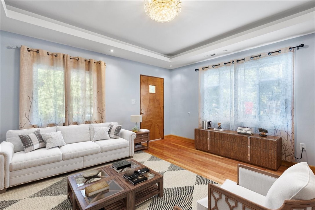 125 CLARKS PIKE
