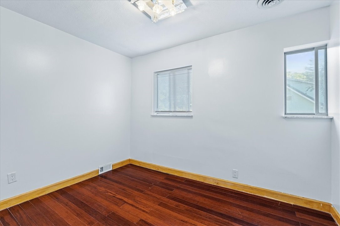 125 CLARKS PIKE
