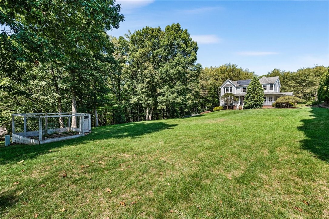 136 Heathercroft Dr