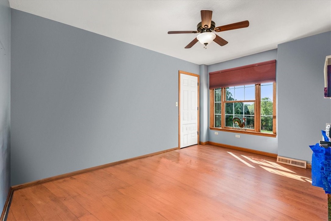 136 Heathercroft Dr