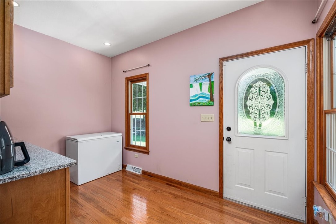 136 Heathercroft Dr