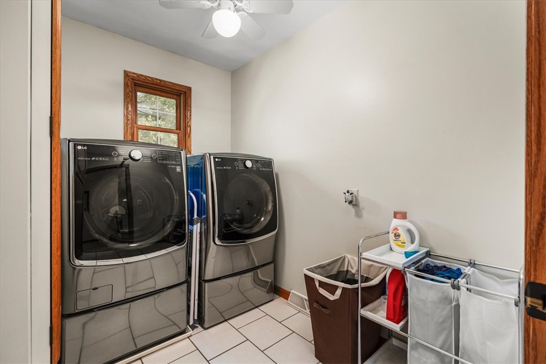 136 Heathercroft Dr