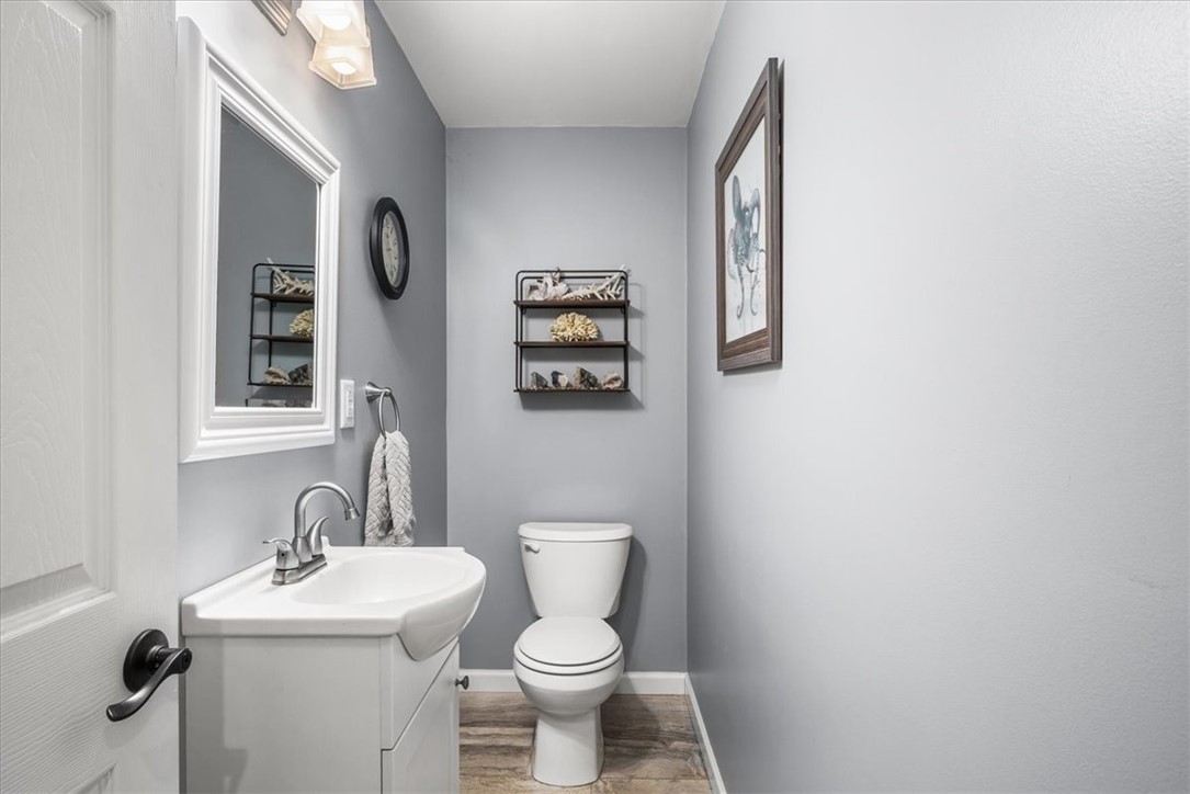 136 Heathercroft Dr