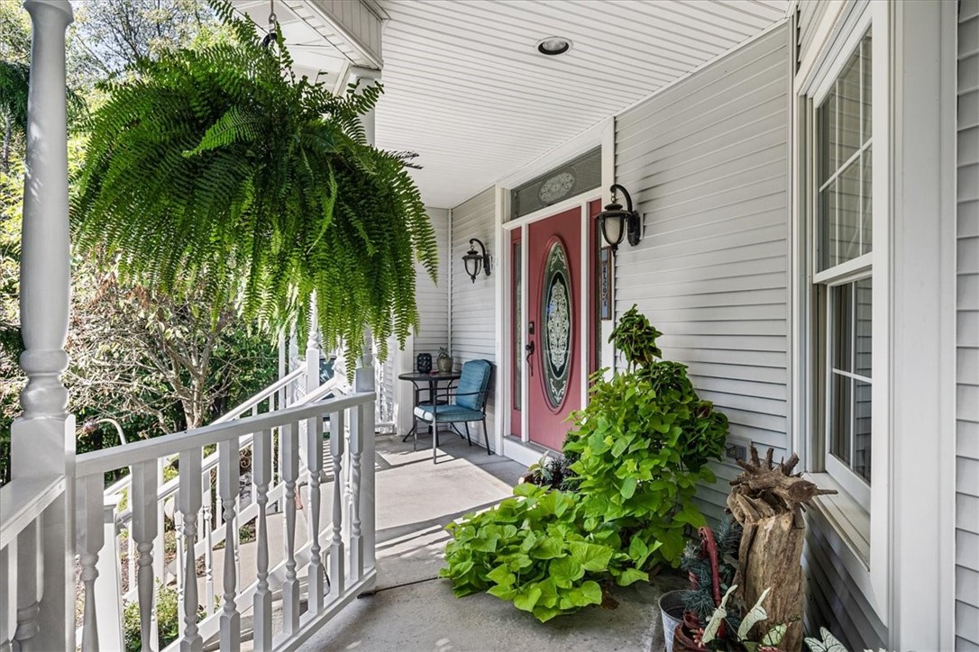 136 Heathercroft Dr