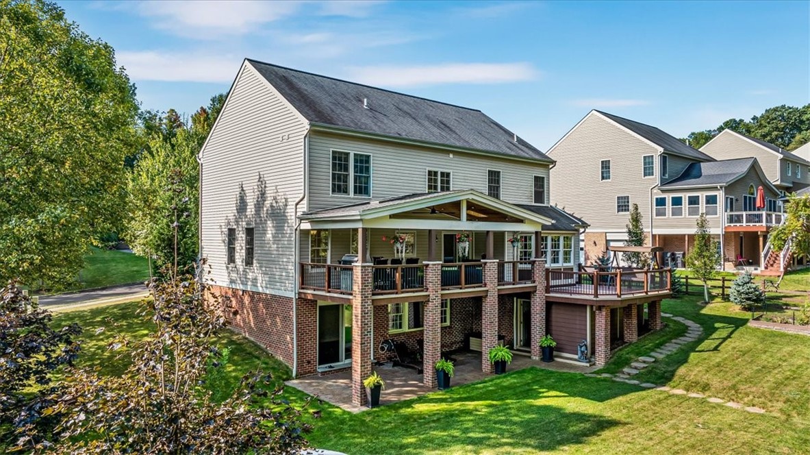 327 Providence Dr