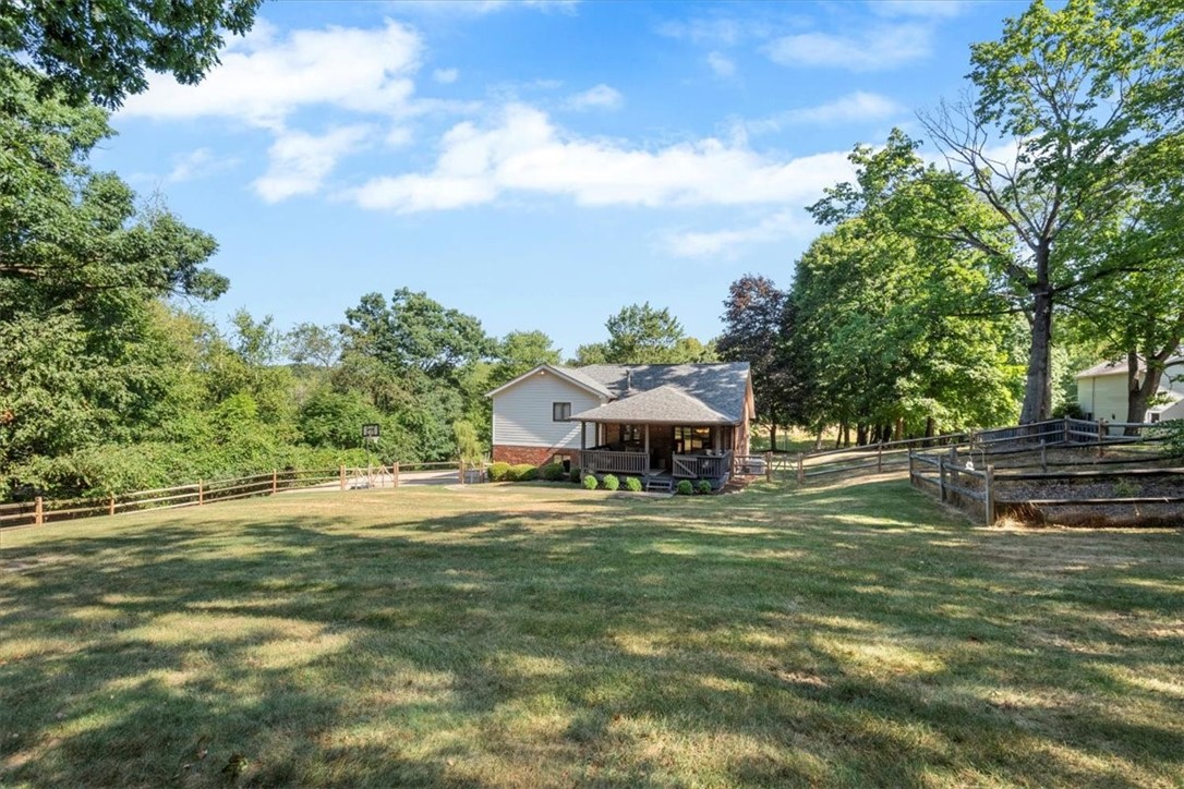 4015 Watters Ln