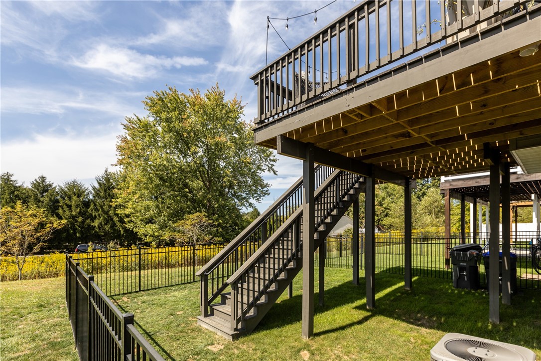 231 Eagle Dr