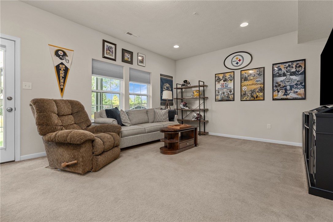 231 Eagle Dr