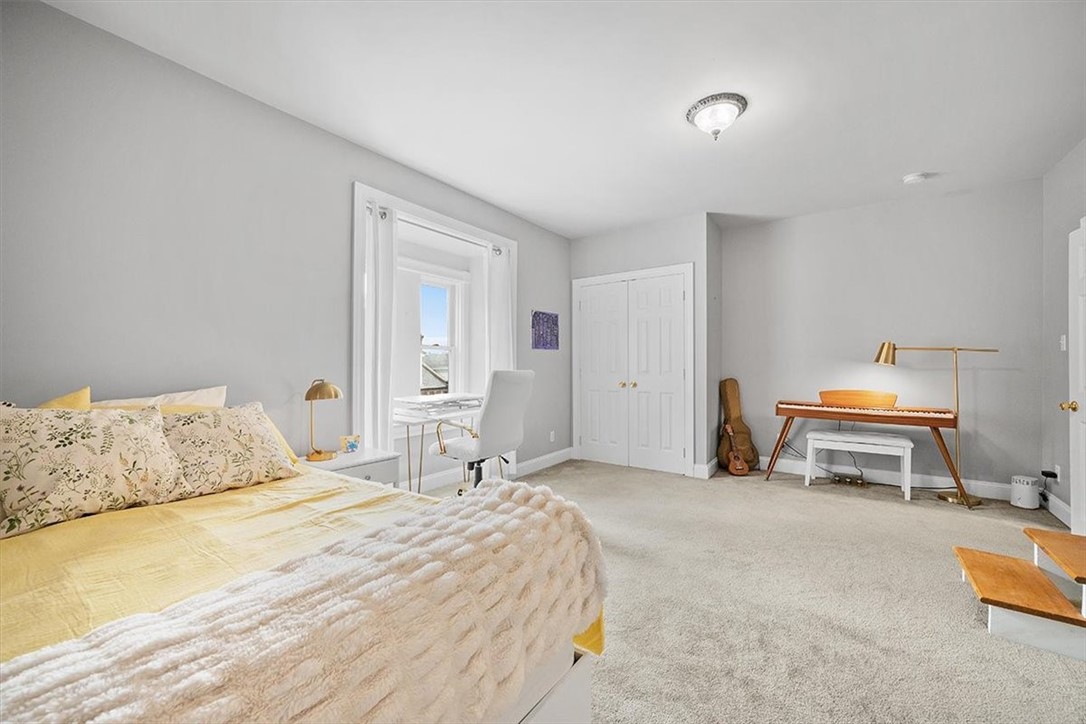 1721 Buena Vista St