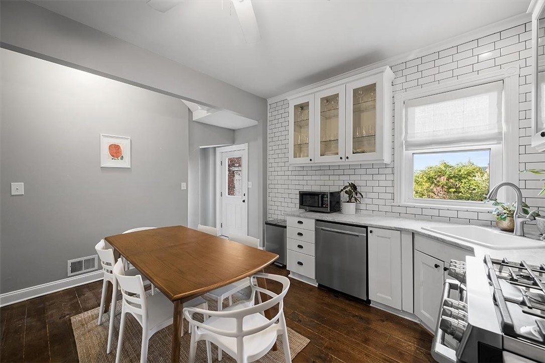 1721 Buena Vista St