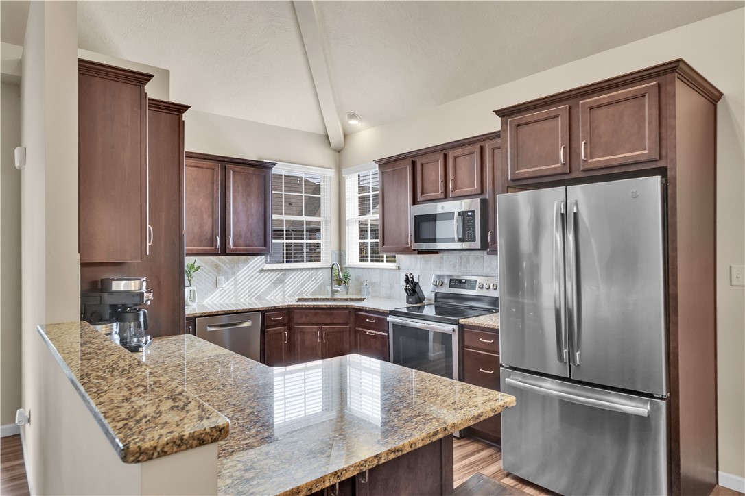141 Shelton Place Dr